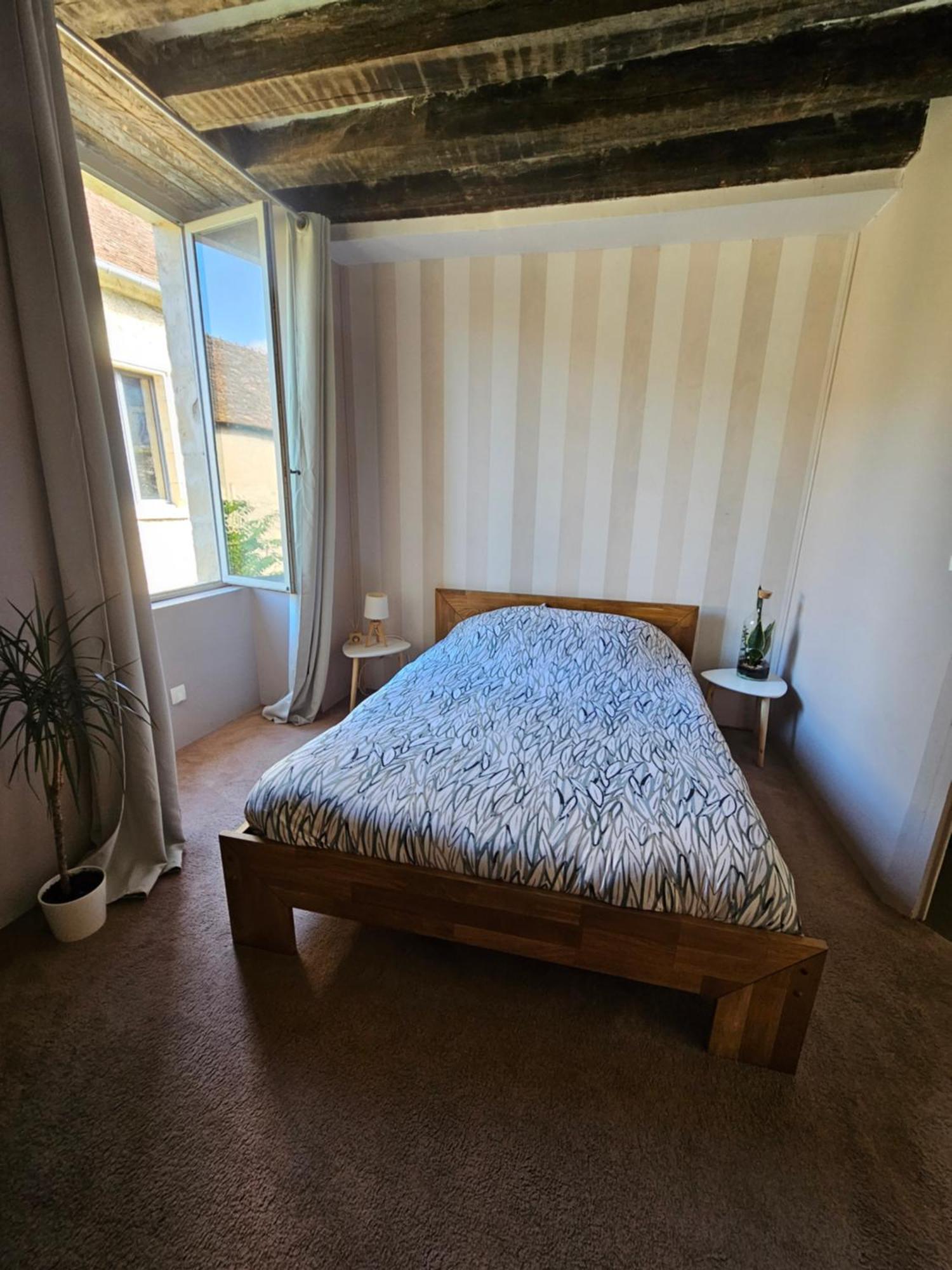 Hotel Chambre Avec Salle De Bain Donzy Esterno foto
